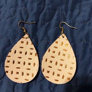 White and gold leather earrings